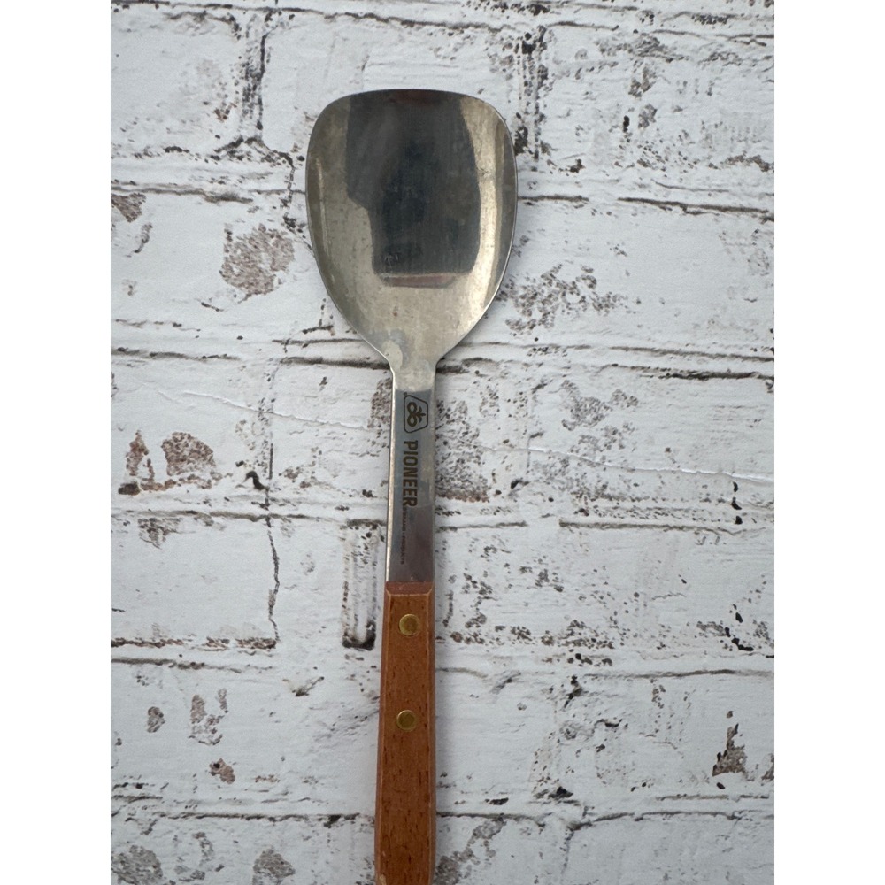 Vintage Pioneer Warco Stainless Steel Serving Spoon Wood Handle Taiwan Utensil